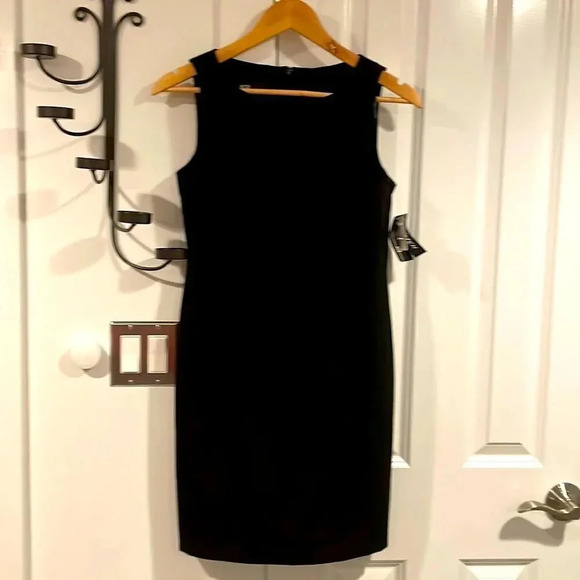*Final Price* NWT Little Black Dress 4P Stretchy Sophisticated - Picture 1 of 5